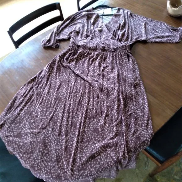 Garnet Hill Dress - Picture 4 of 4